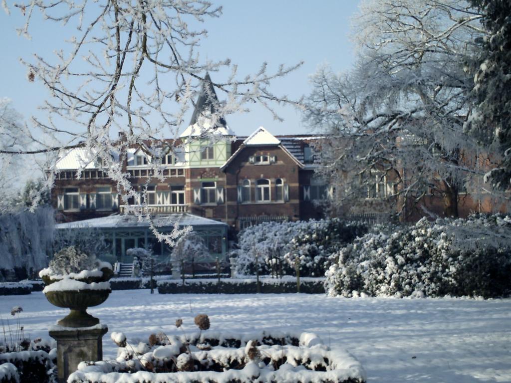 Kasteel Wurfeld Hotel Maaseik Ngoại thất bức ảnh